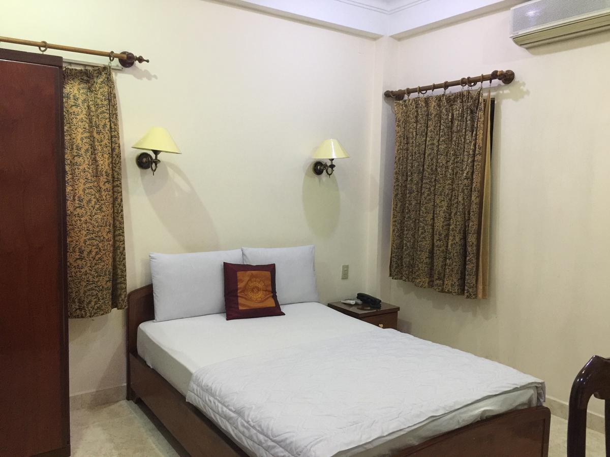 Duyen Sai Gon Hotel 胡志明市 外观 照片